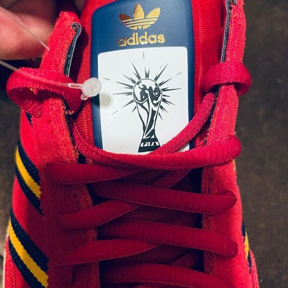 Rare Sample Tag Adidas Handball Spezial Red Blue Yellow 9 US 8.5 UK 42 2/3 EU main image 5